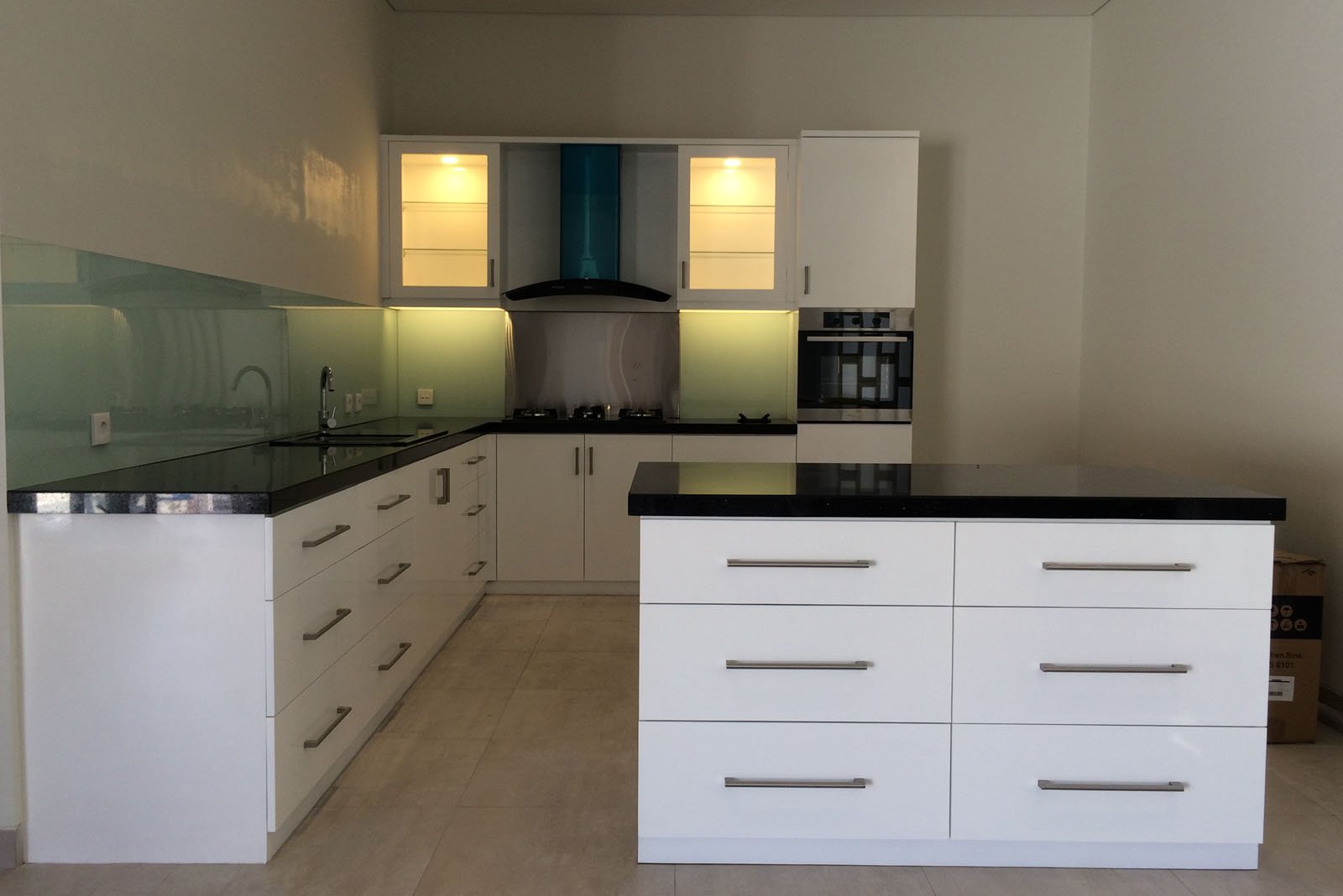 Kitchen Set Ulrik Sanur