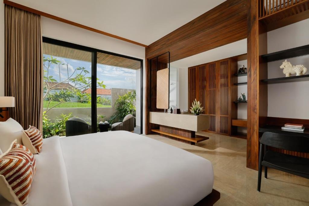 Luxury Bedroom Villa 5